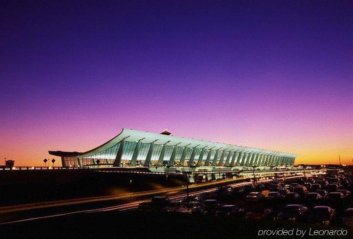 Springhill Suites Dulles Airport Sterling Exterior foto